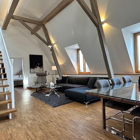 شقة Truly - Viel Platz Fuer Business & Familie - Modern, Garage, Fahrstuhl اوغسبورغ المظهر الخارجي الصورة