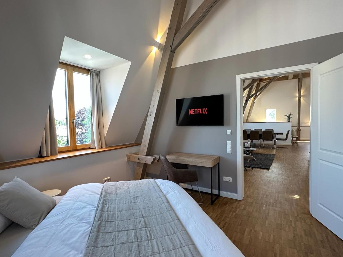 شقة Truly - Viel Platz Fuer Business & Familie - Modern, Garage, Fahrstuhl اوغسبورغ المظهر الخارجي الصورة