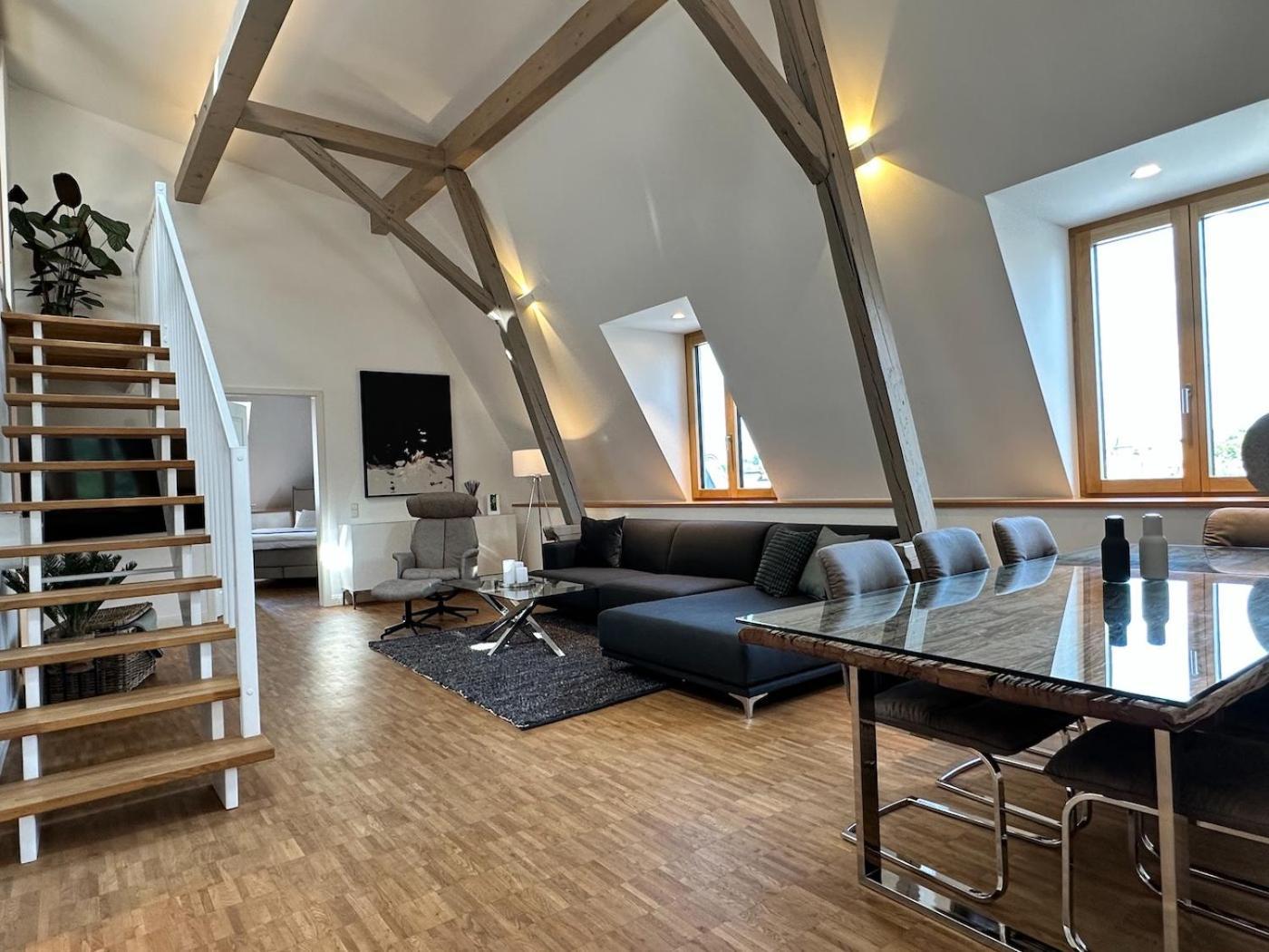 شقة Truly - Viel Platz Fuer Business & Familie - Modern, Garage, Fahrstuhl اوغسبورغ المظهر الخارجي الصورة